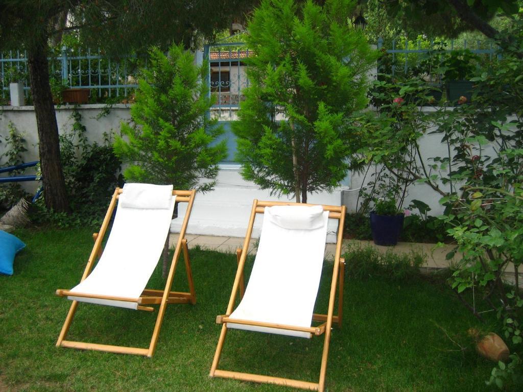Mavi Pension Hotel Ayvalik Exterior photo